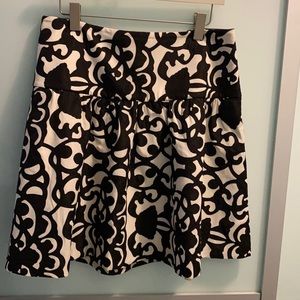 Black & white floral skirt